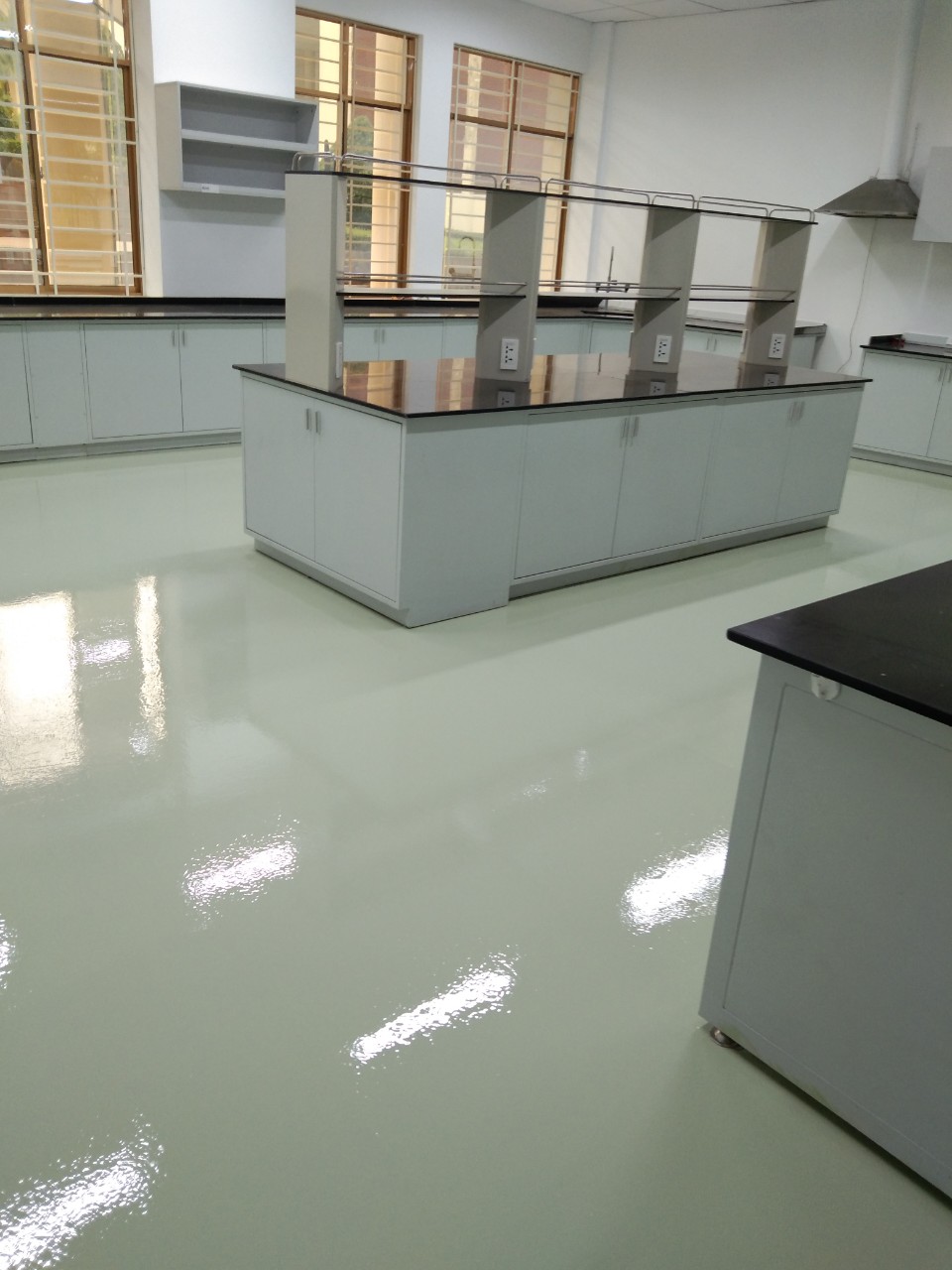 Phòng thí nghiệm trường DKSH 2
