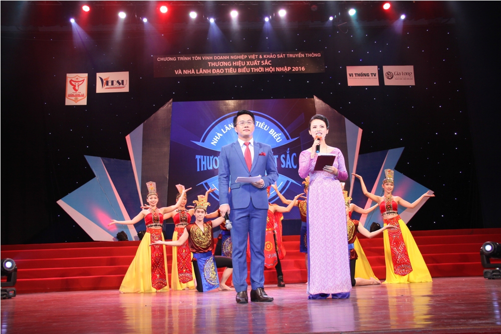 Sơn Cầu Vồng